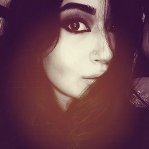 Meet your Posher, Farzeen